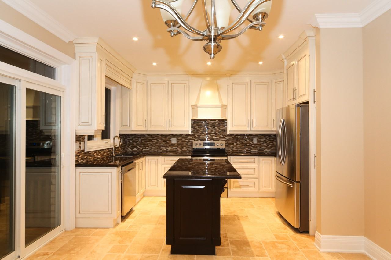 489 Lauder Avenue #Main - Photo 5 of 12