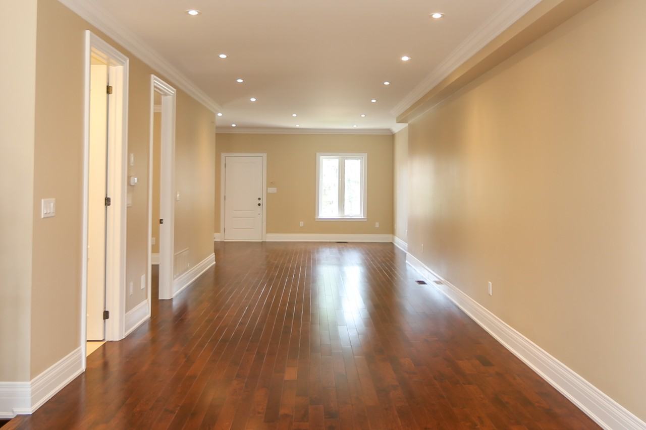 489 Lauder Avenue #Main - Photo 2 of 12