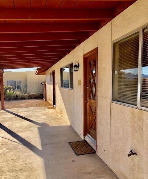 7301 North Sunny Ridge Place - Photo 2 of 21