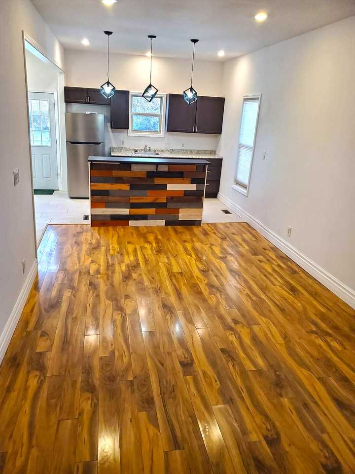 126 West Thornton Avenue - Photo 3 of 13