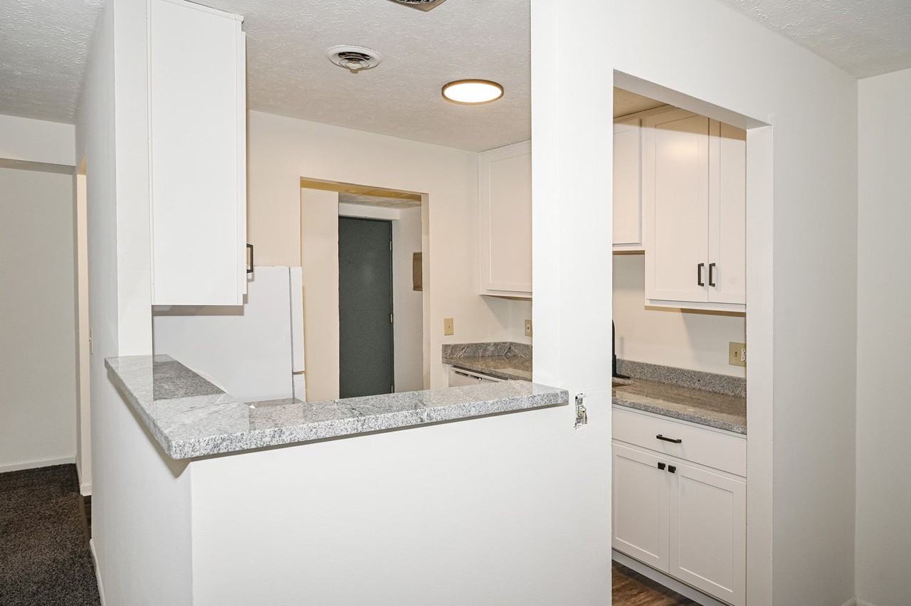 5468 Beechmont Avenue #4 - Photo 2 of 18