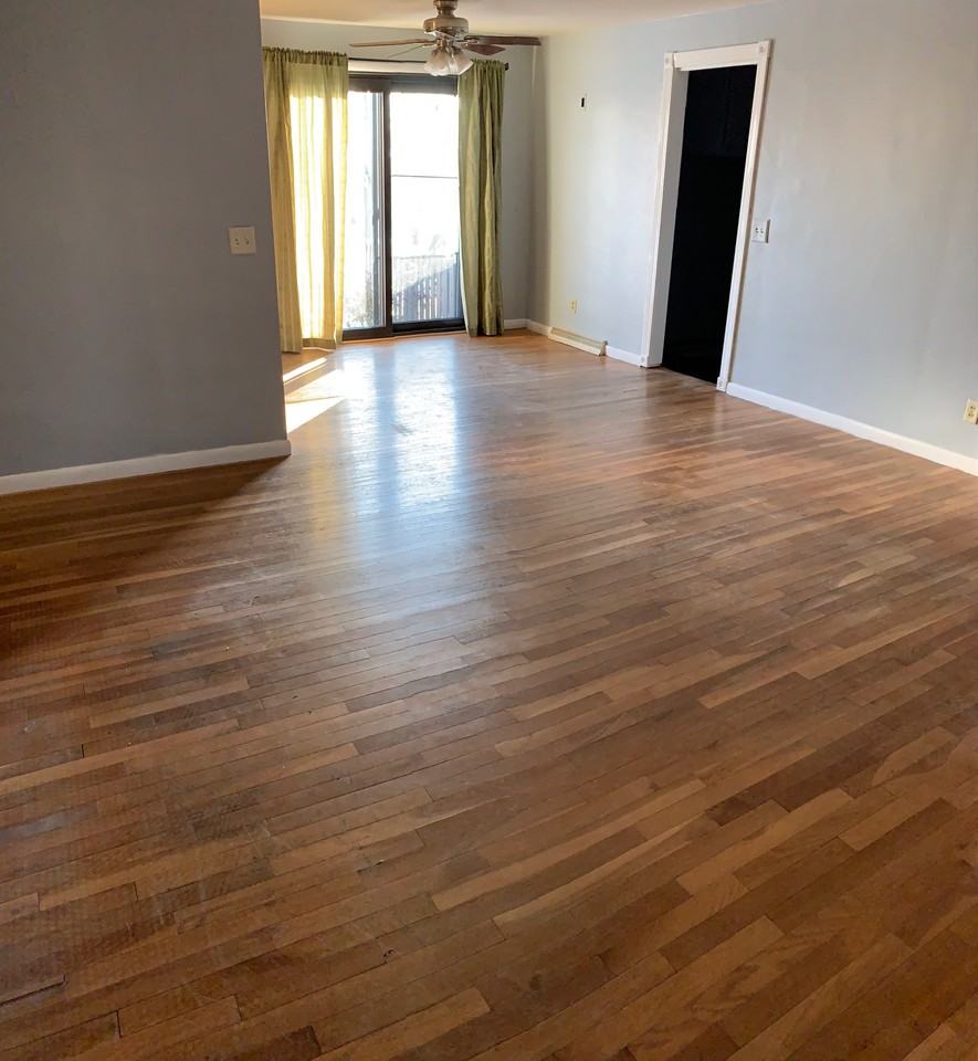 3401 E Rose Hill Ave - Photo 3 of 9