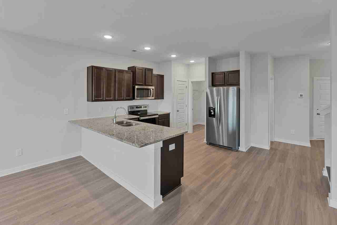 7205 Chatfield Way Nw - Photo 7 of 25