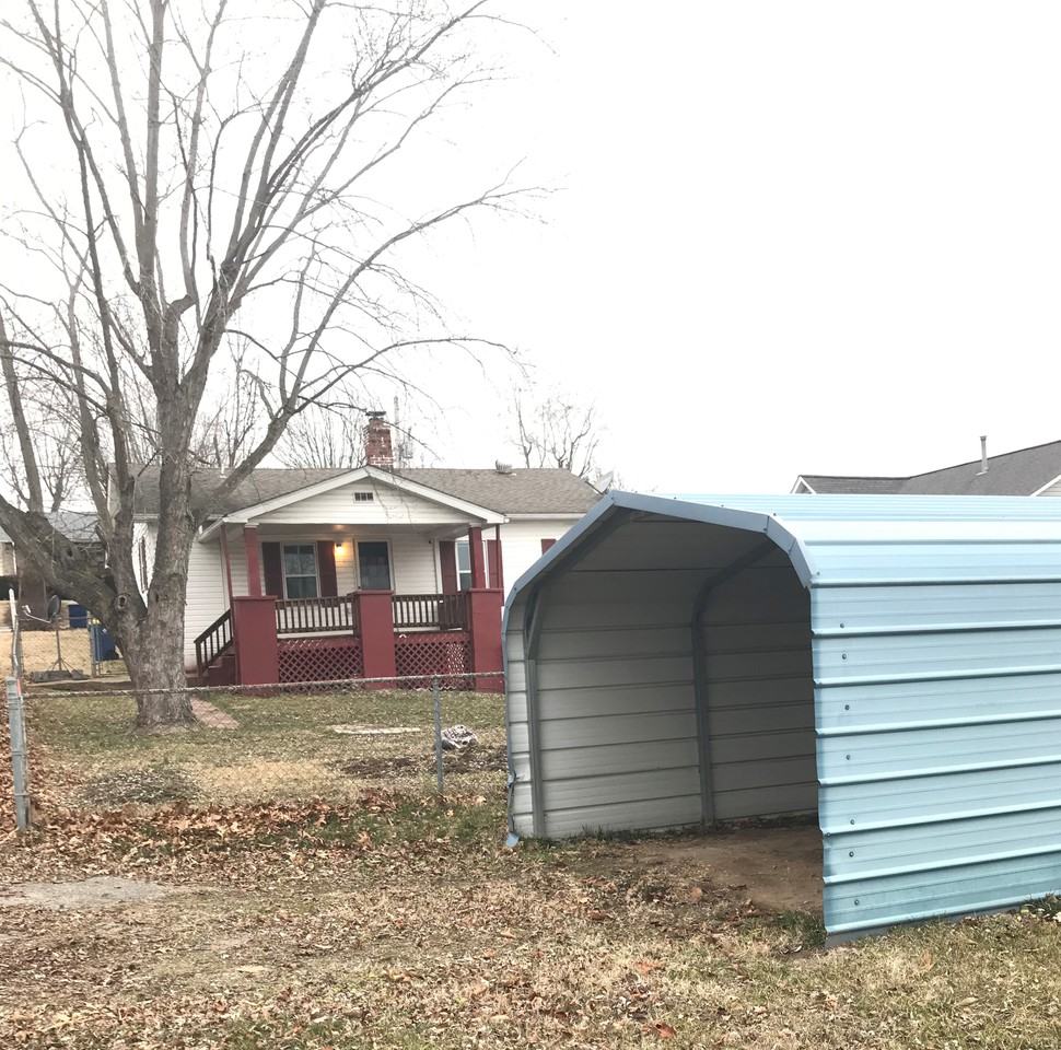 1021 S 3rd St - Photo 3 of 8