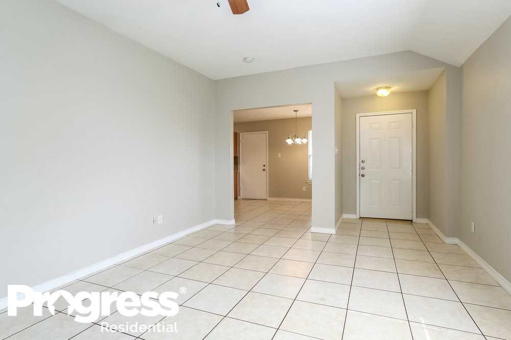 11514 Sunburst Falls Dr - Photo 2 of 21