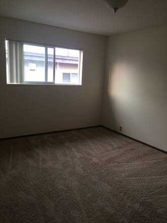 Corner House - Photo 4 of 8