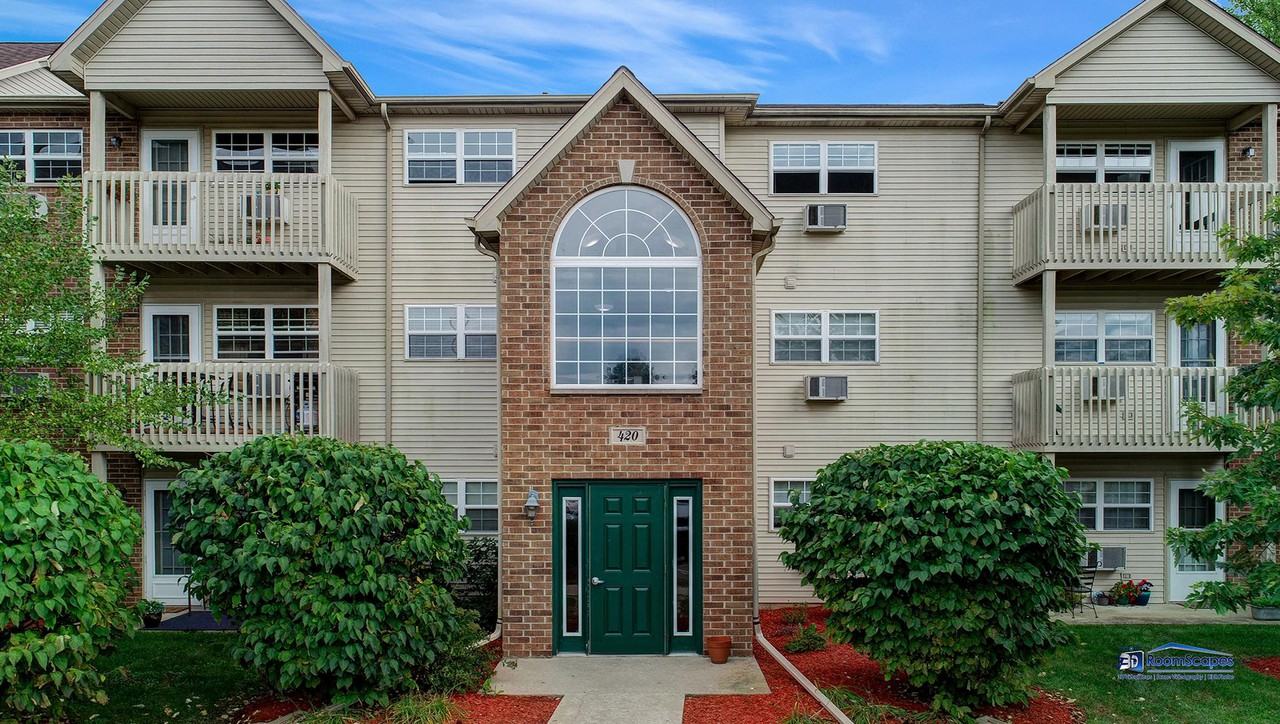 420 420 Cunat Boulevard 2C - Photo 2 of 26