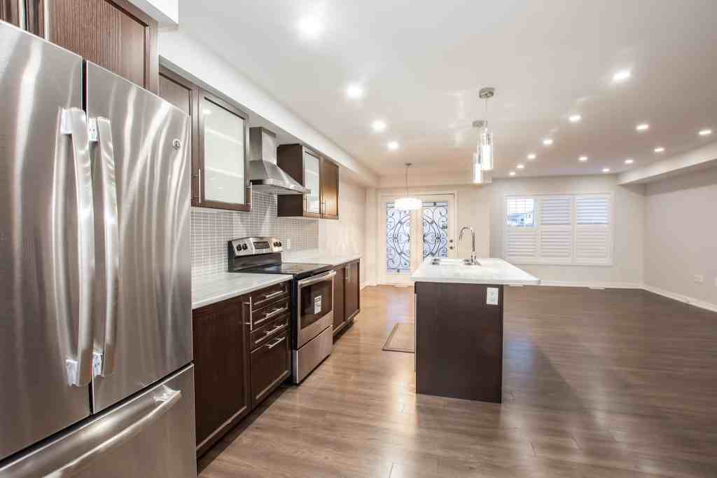 74 Sherway Street - Photo 3 of 20