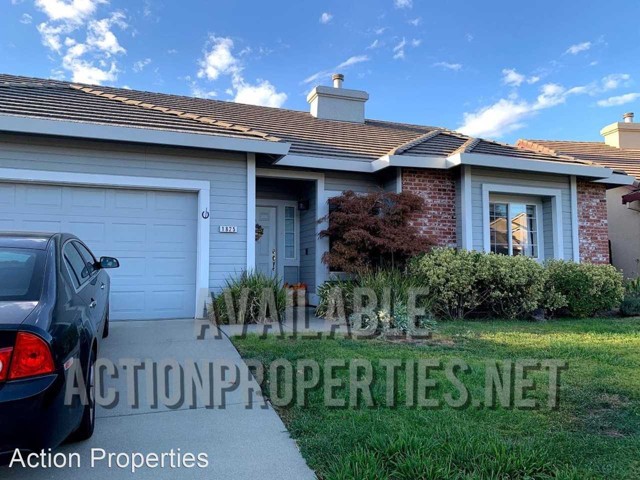 1825 Nighthawk Cir - Photo 2 of 8