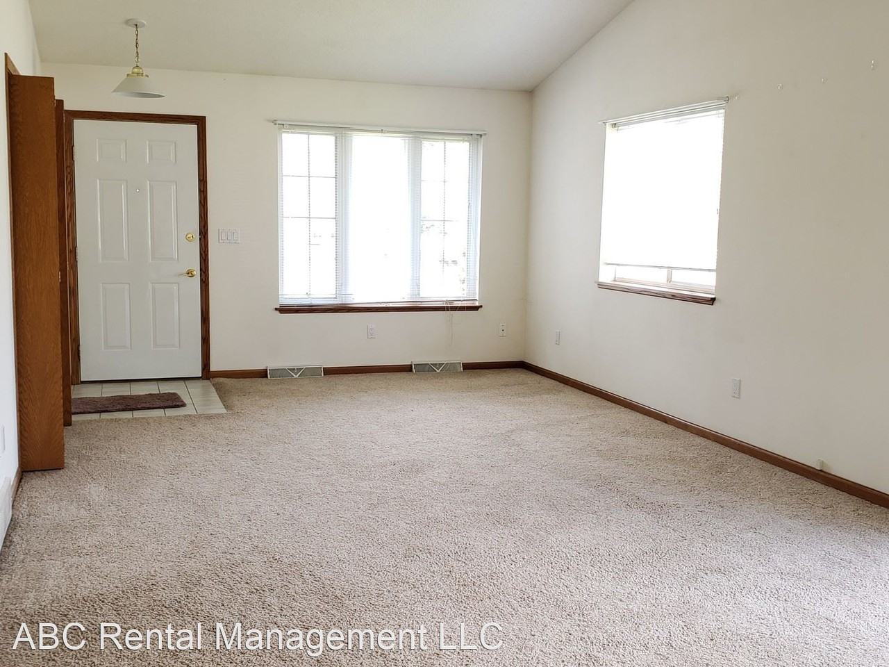 6113-15 Birchwood Lane - Photo 3 of 31