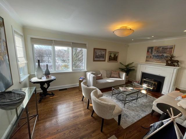 533 Echo Dr - Photo 2 of 12