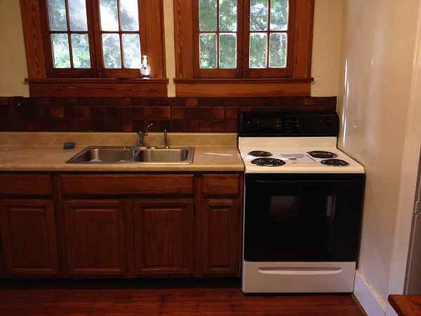 112 Sw 23rd Ter - Photo 3 of 3