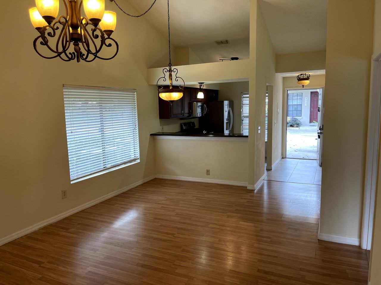 8425 Laurelon Pl - Photo 6 of 16