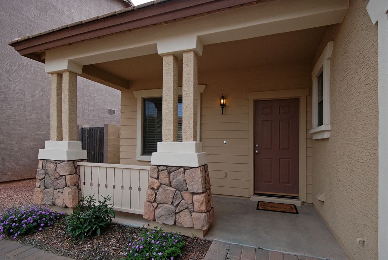 2010 S Falcon Dr - Photo 2 of 18