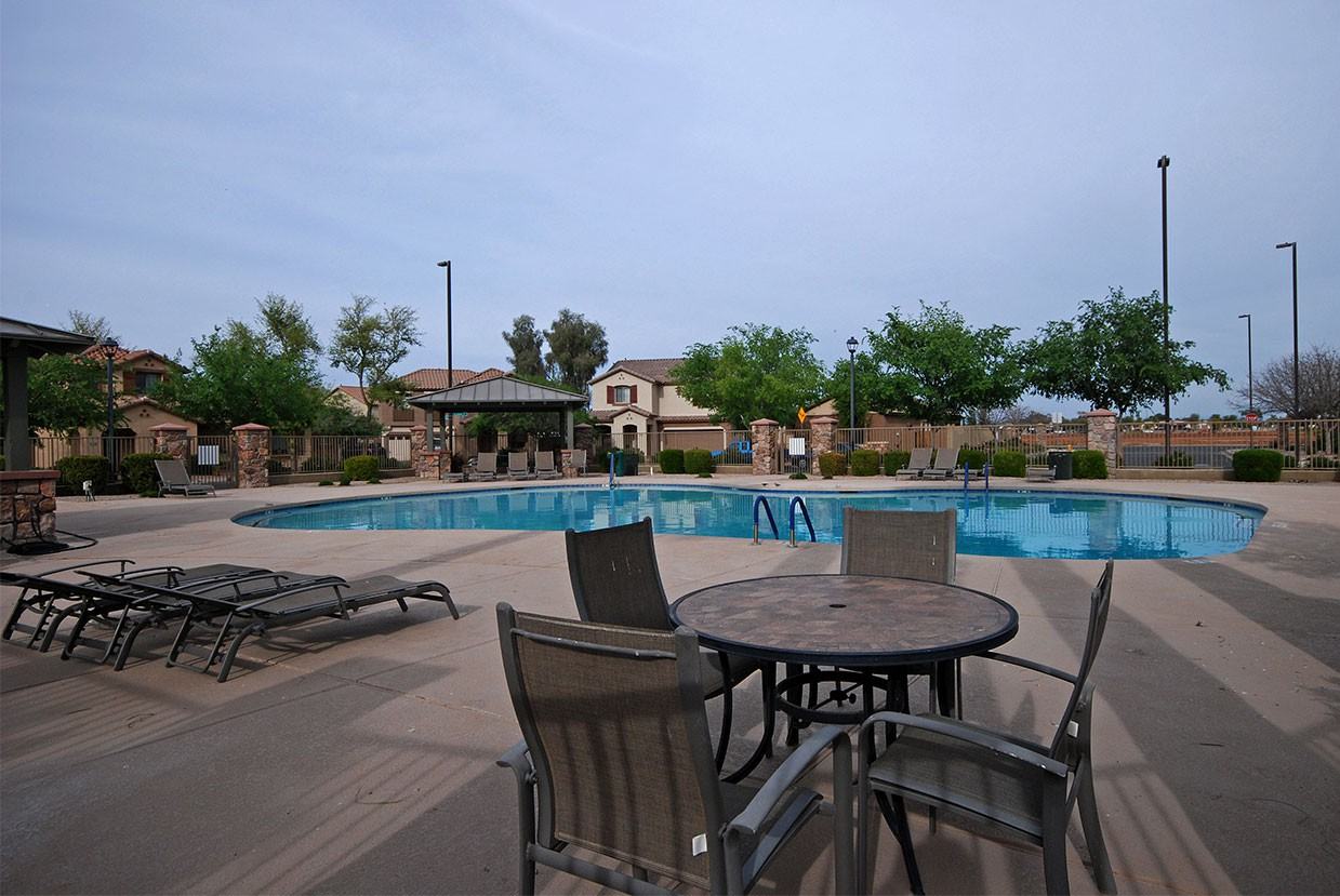 2010 S Falcon Dr - Photo 5 of 18