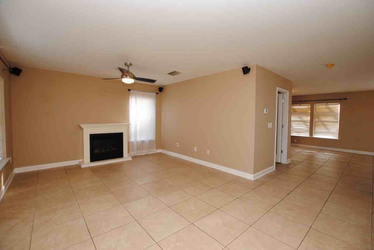 12722 Megan Jean Ct - Photo 3 of 14