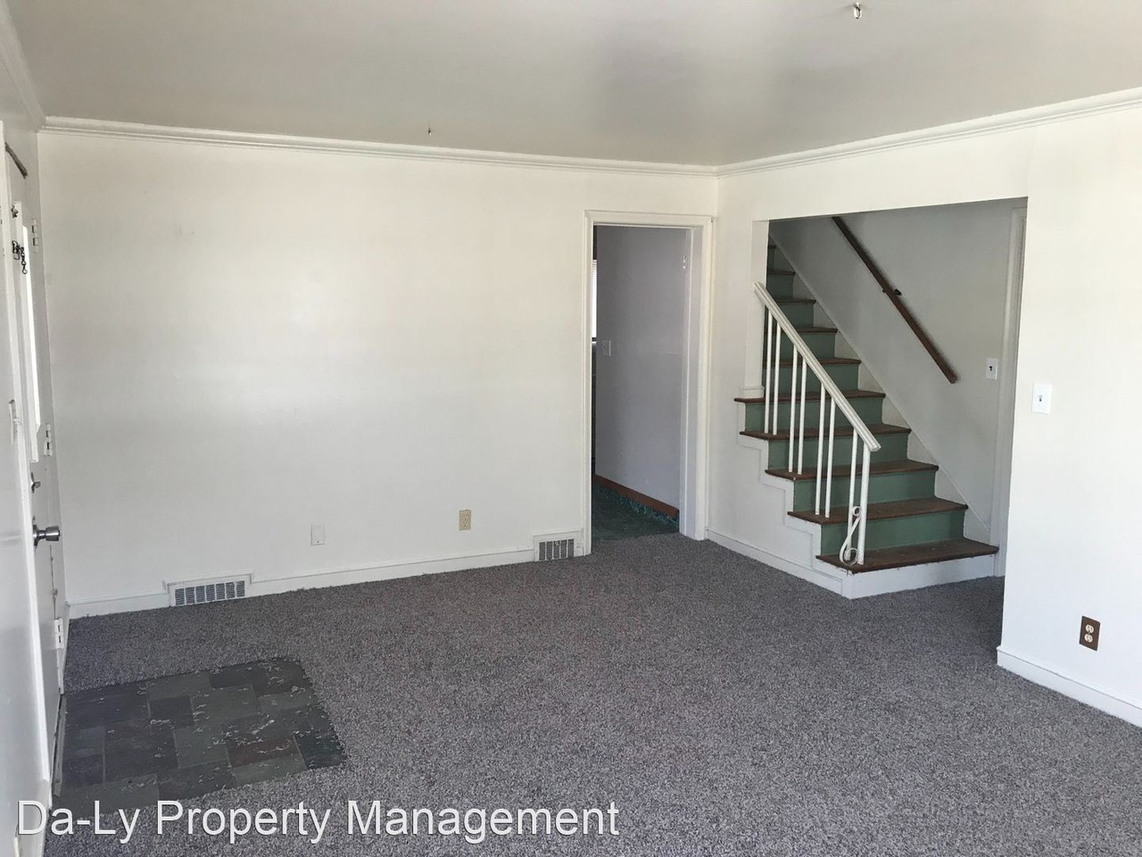 509 Jefferson/1323 W. Louise - Photo 2 of 17