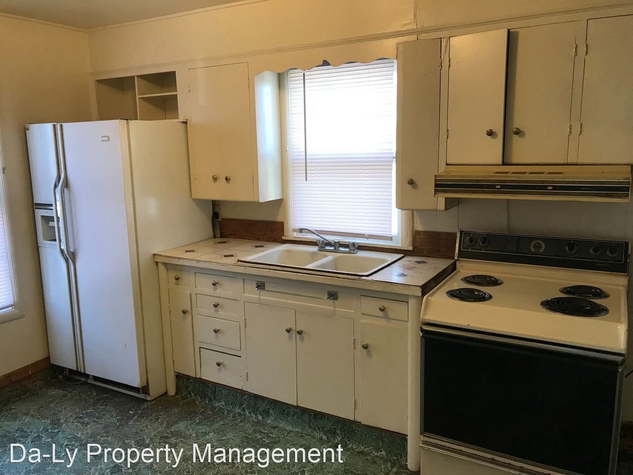 509 Jefferson/1323 W. Louise - Photo 3 of 17