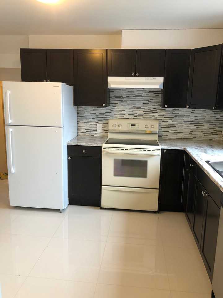 1057 Dynes Road - Photo 2 of 15