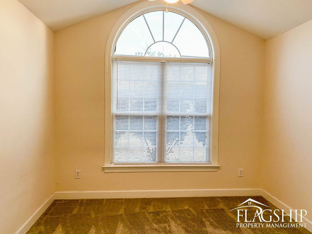 149A Emily Dr - Photo 2 of 24