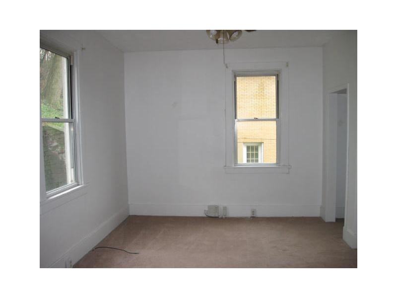 159 Union St #1 - Photo 3 of 12