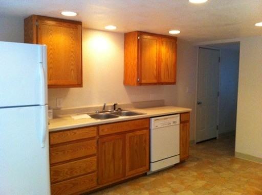 544 W 20th Ave - Photo 2 of 6