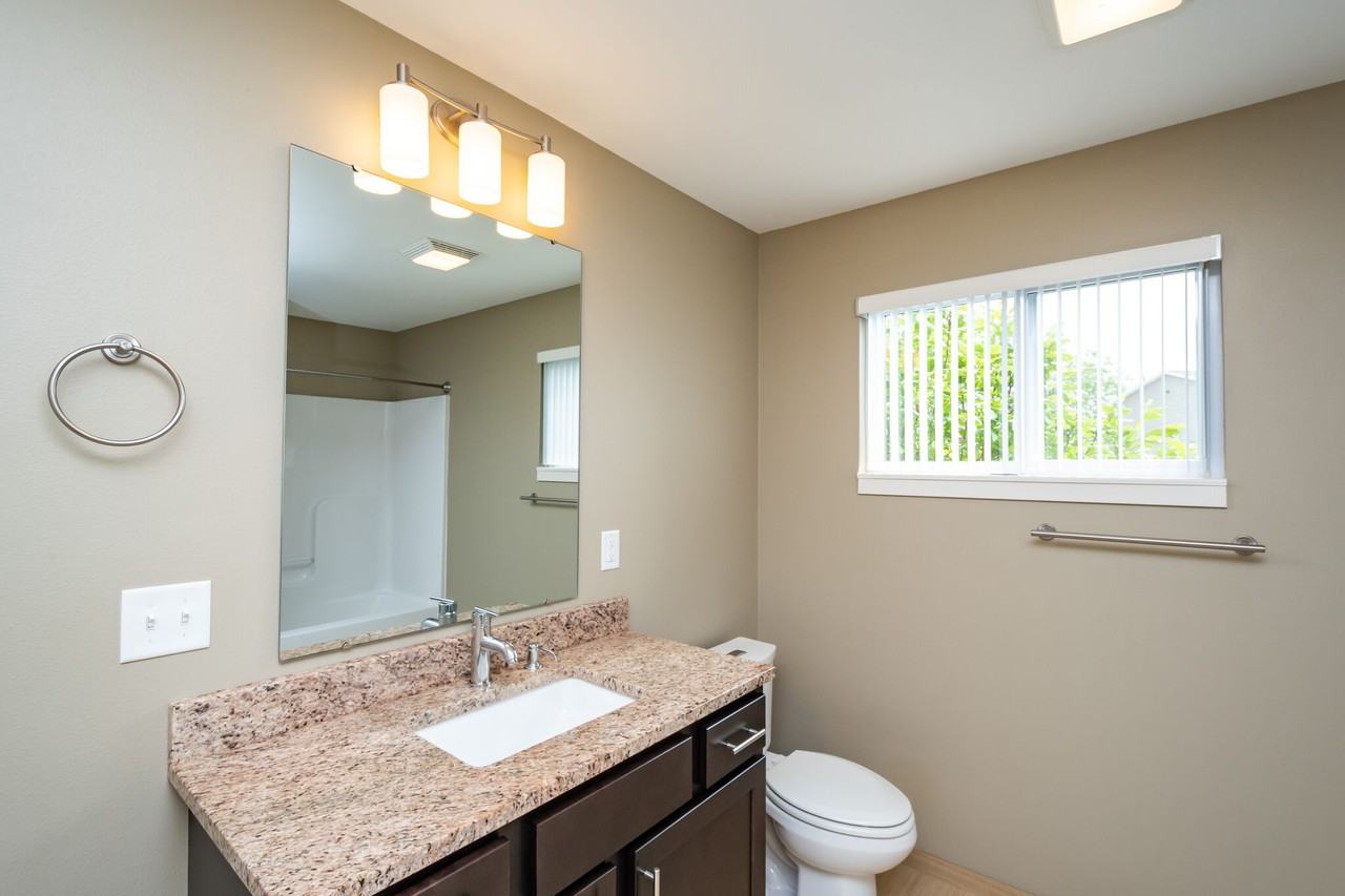 203 6th Street #2 - Photo 7 of 18