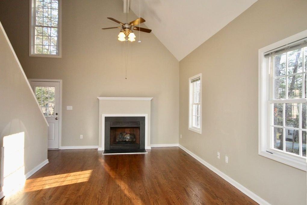 29 Tuscaroa Dr - Photo 3 of 12