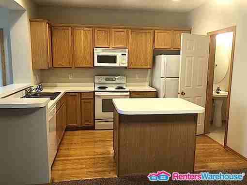 13874 52nd Ave N - Photo 2 of 10