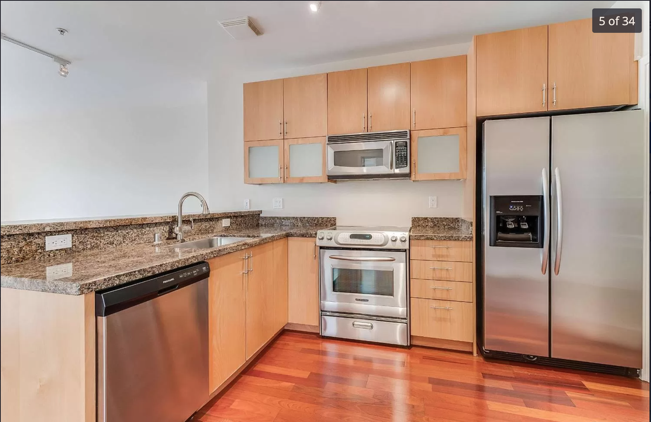 1587 Mission Street ##501 - Photo 4 of 31