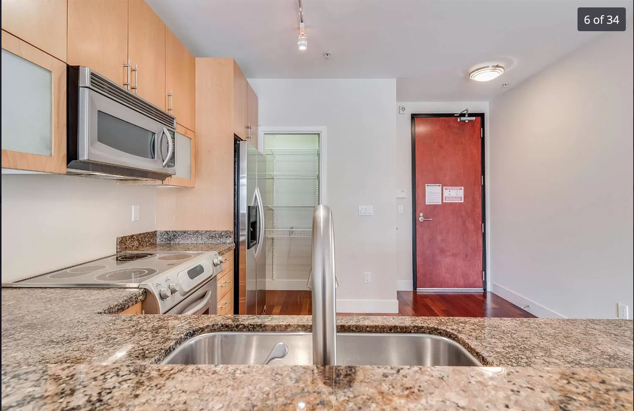 1587 Mission Street ##501 - Photo 5 of 31