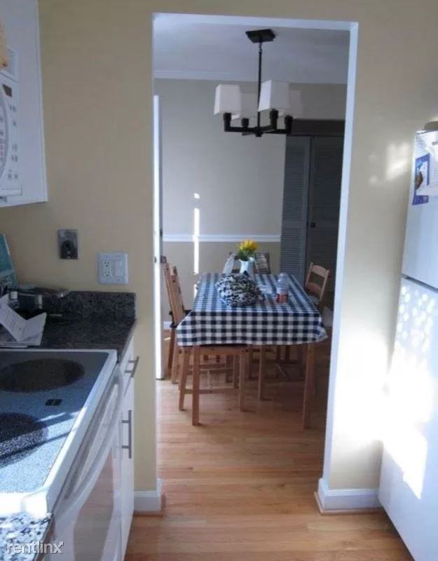 4905 4905 S 29th Rd B2 - Photo 3 of 10