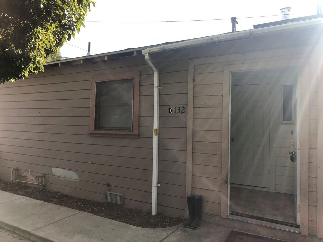 132 10th street C - Photo 2 of 6