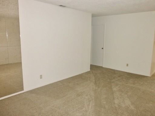 4032 Dexter Cir - Photo 2 of 17