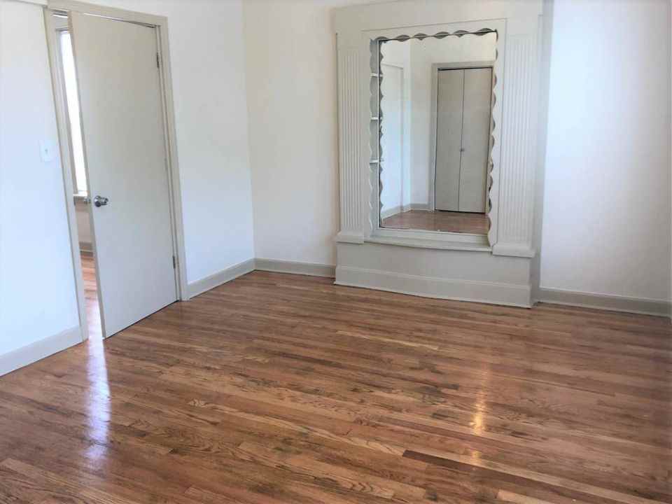 608 E 71St St - Photo 3 of 13