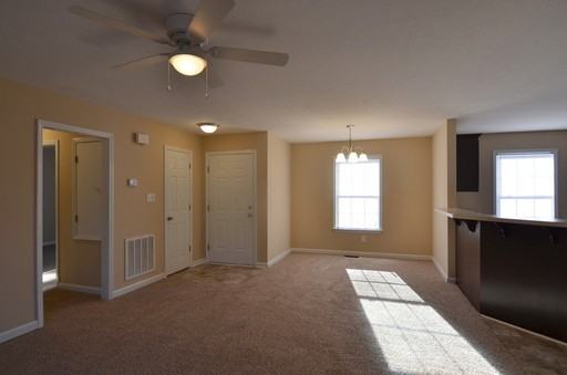 2621 Nationalwoods Dr - Photo 3 of 11