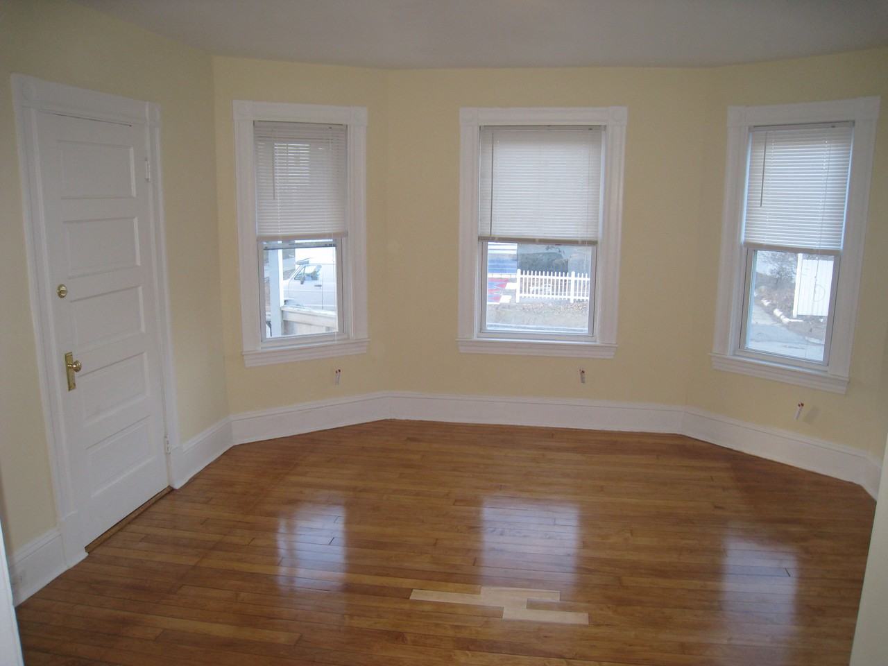 32 Martland Ave - Photo 2 of 4
