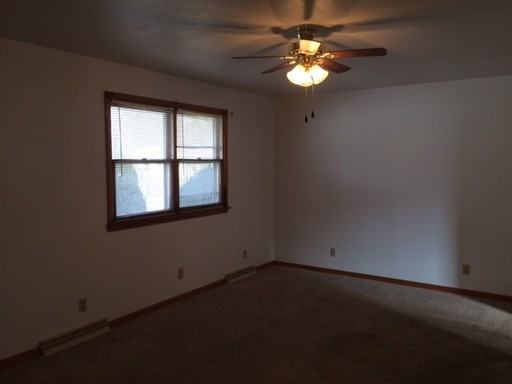 1026 N Jefferson St - Photo 2 of 8