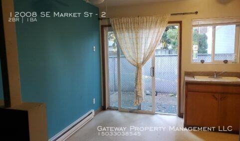 12008 Se Market St - Photo 2 of 9