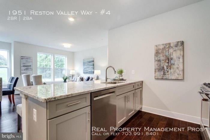 1951 Reston Valley Way - Photo 3 of 21
