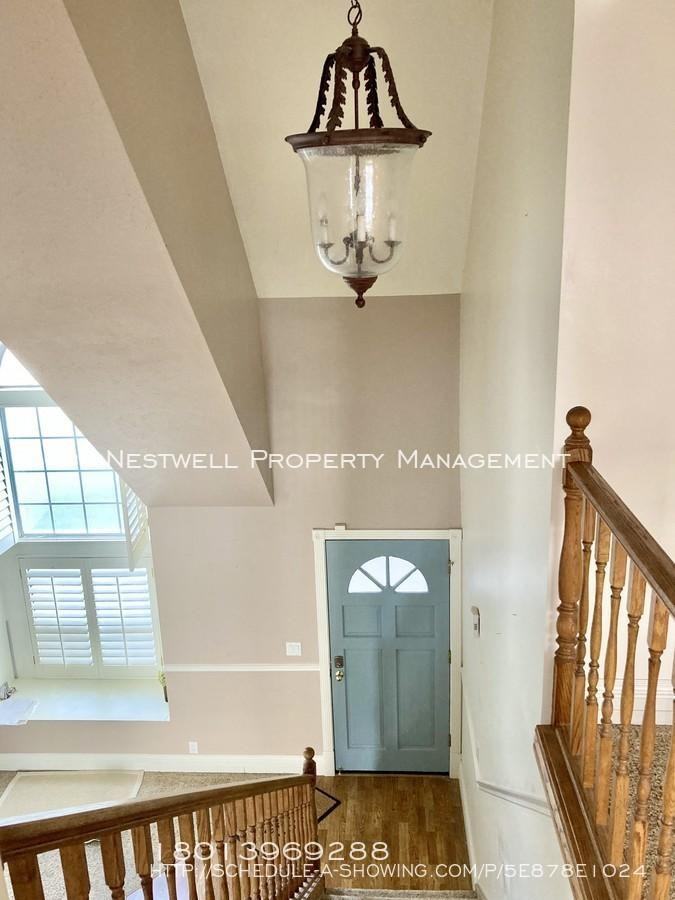 650 E Downing St - Photo 2 of 27