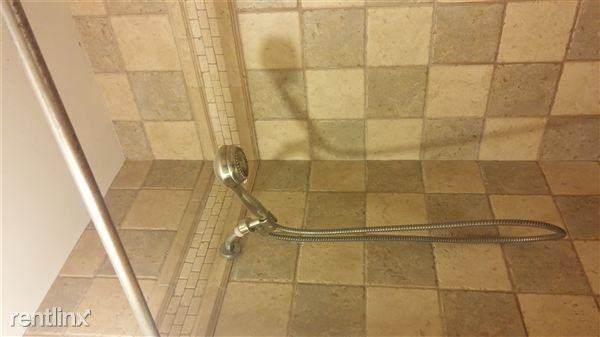 8936 N Parkside Ave - Photo 2 of 7