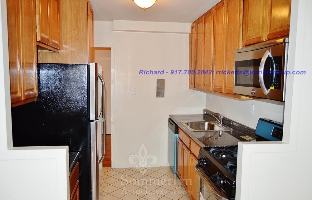 50 Riverdale Ave #14D