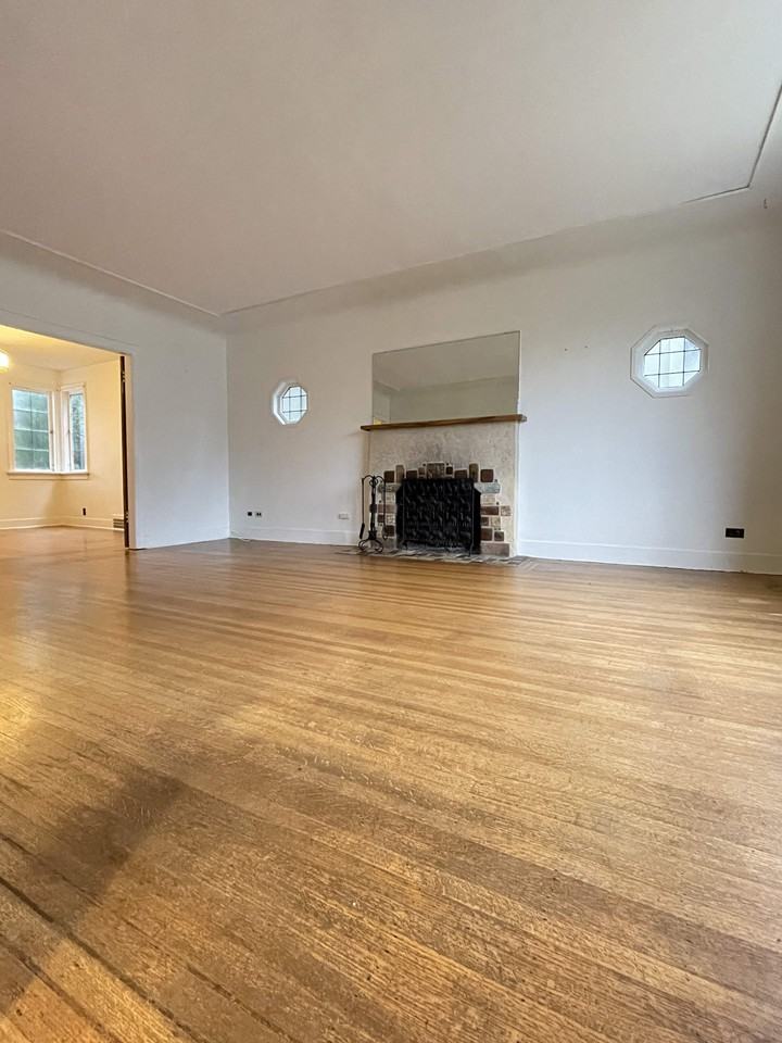 4414 14th Ave W - Photo 2 of 13