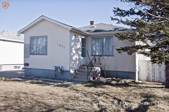 1031B 19 St S - Photo 2 of 16