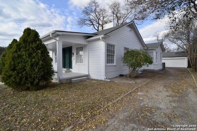 105 John Page Dr - Photo 3 of 38