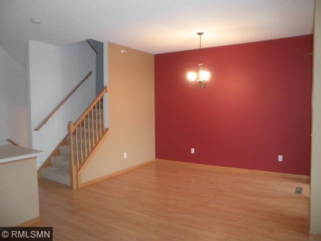 3535 Abercrombie Ln - Photo 3 of 7