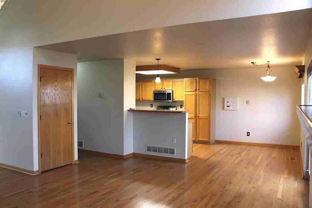 2006 Skye Ct - Photo 3 of 8