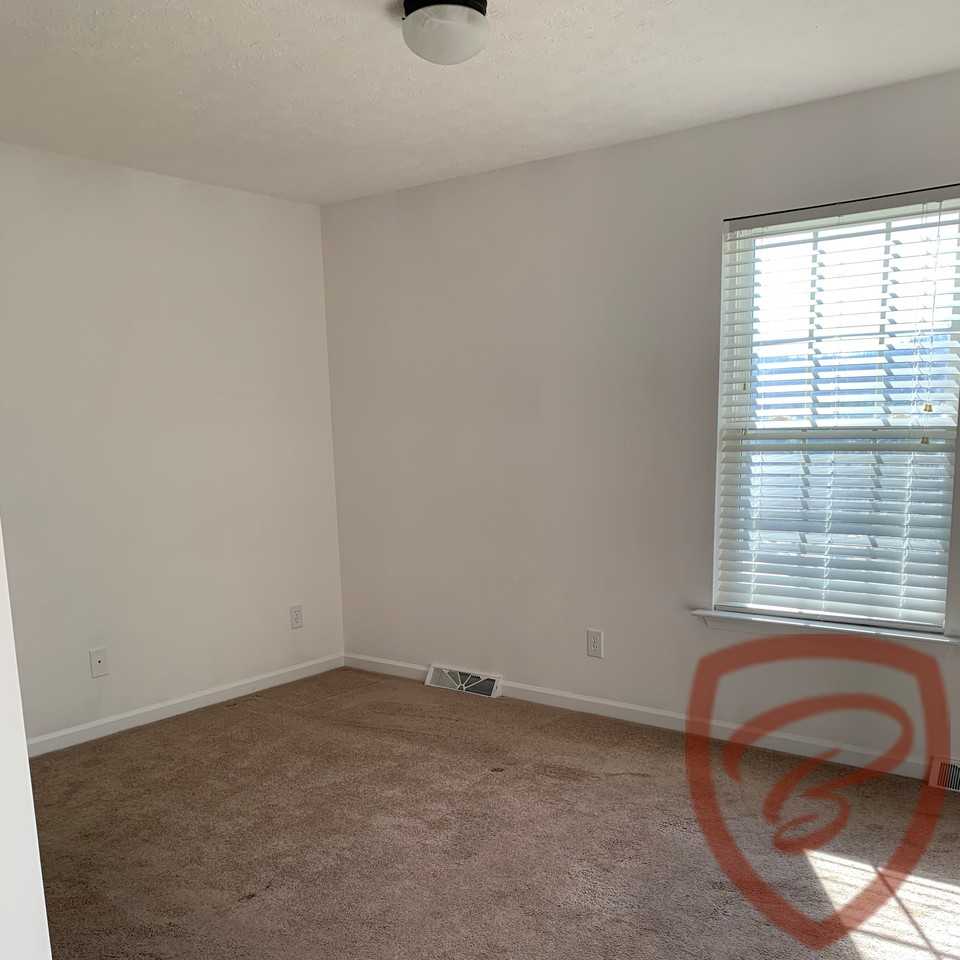 322 Smoketree Lane - Photo 2 of 25