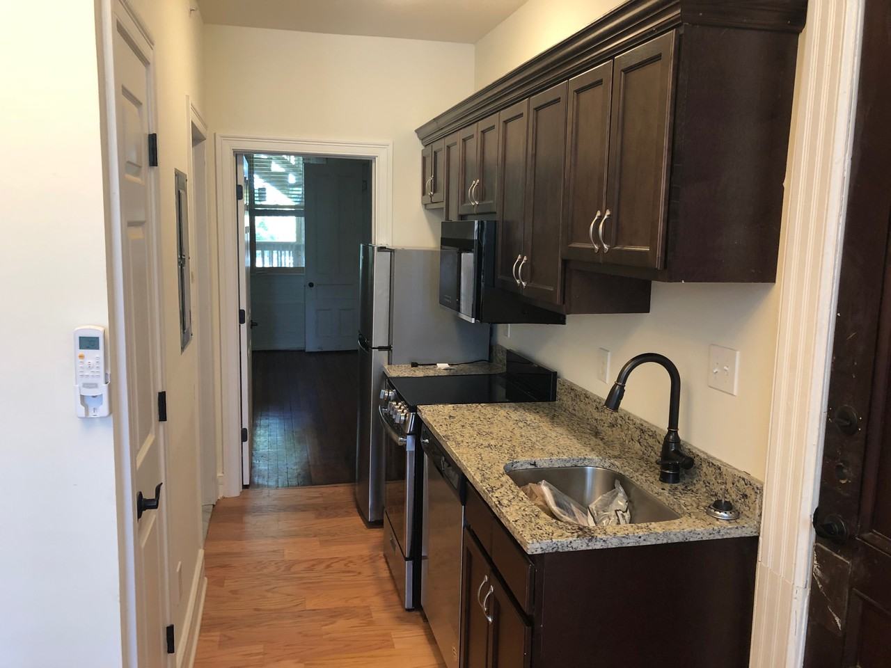 33 South lake - Photo 2 of 10